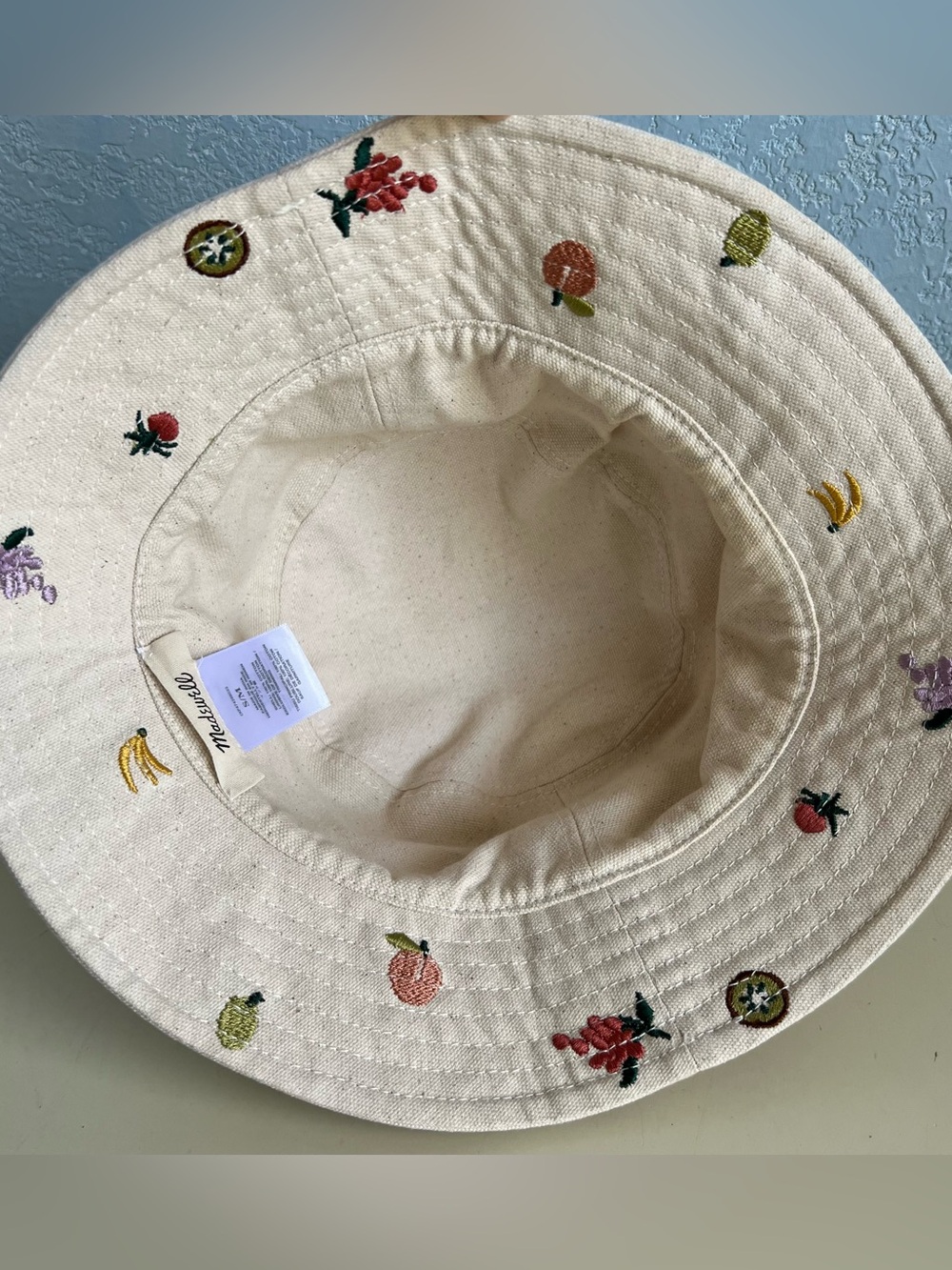 Madewell Embroidered Fruit Bucket Hat – Cream Cotton S/M - Picture 3 of 7